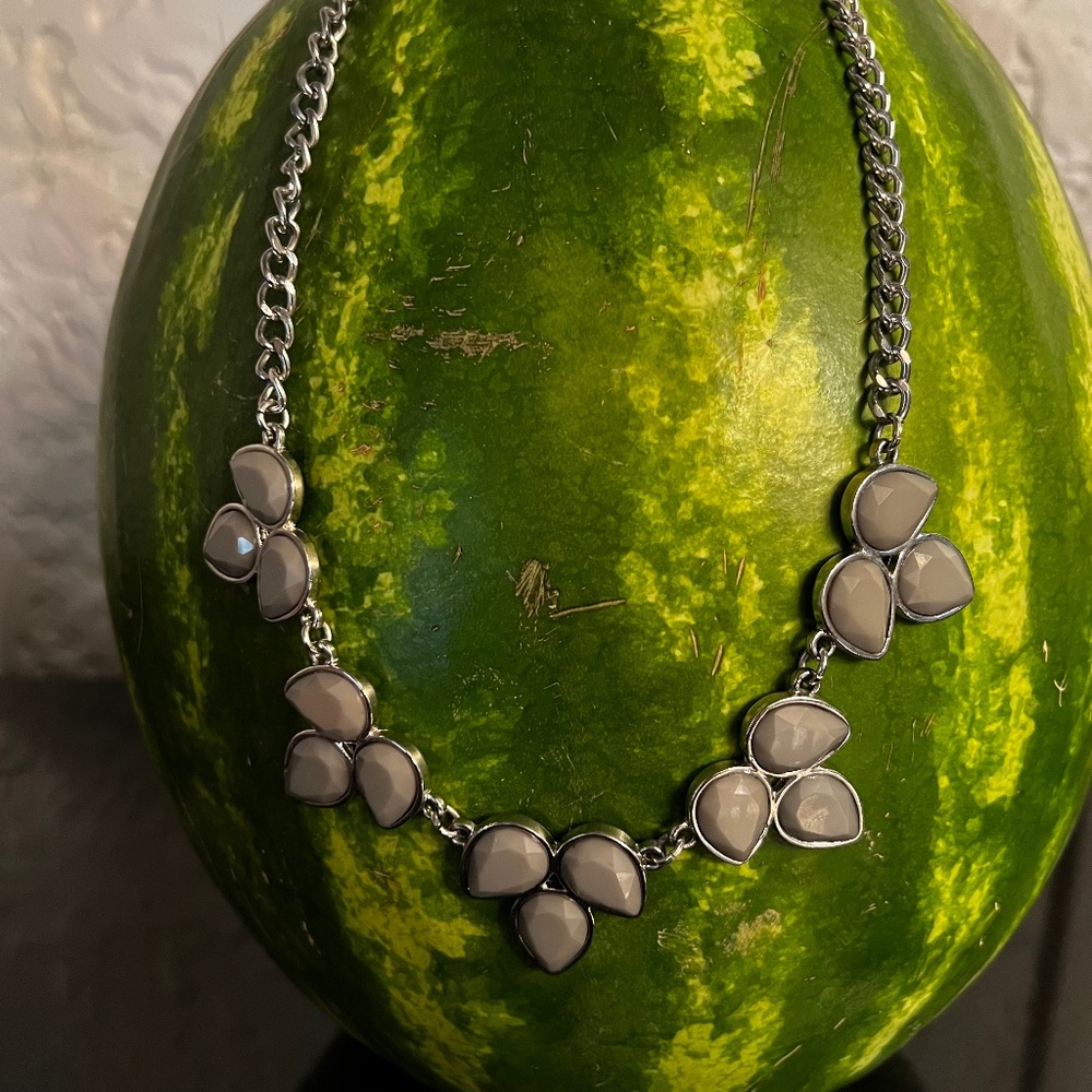 Whitmore Light Gray Bauble Stone Collar Necklace